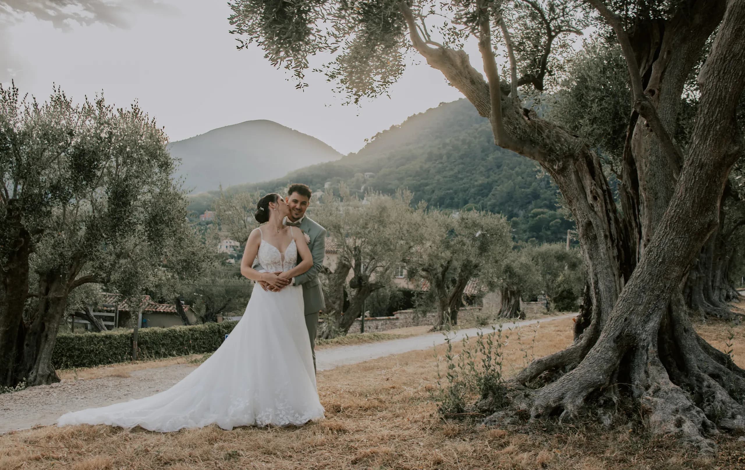 Mariage de Claire & Mehdi à Saint-Paul-de-Vence — couverture